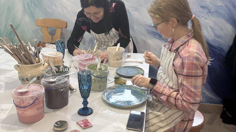 Warsztaty ceramiczne Sgraffito - stwórz swój talerz lub kubek!