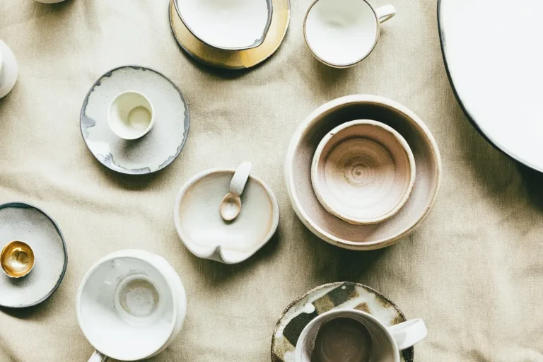 Read more about the article Filiżanka ceramiczna ręcznie robiona a nowoczesne trendy w ceramice użytkowej